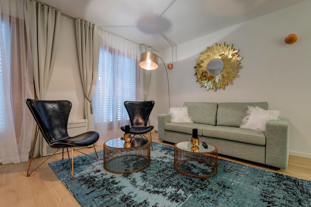Apartment Carnation Split Luaran gambar