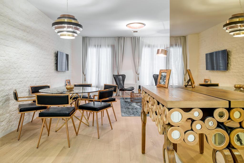 Apartment Carnation Split Luaran gambar
