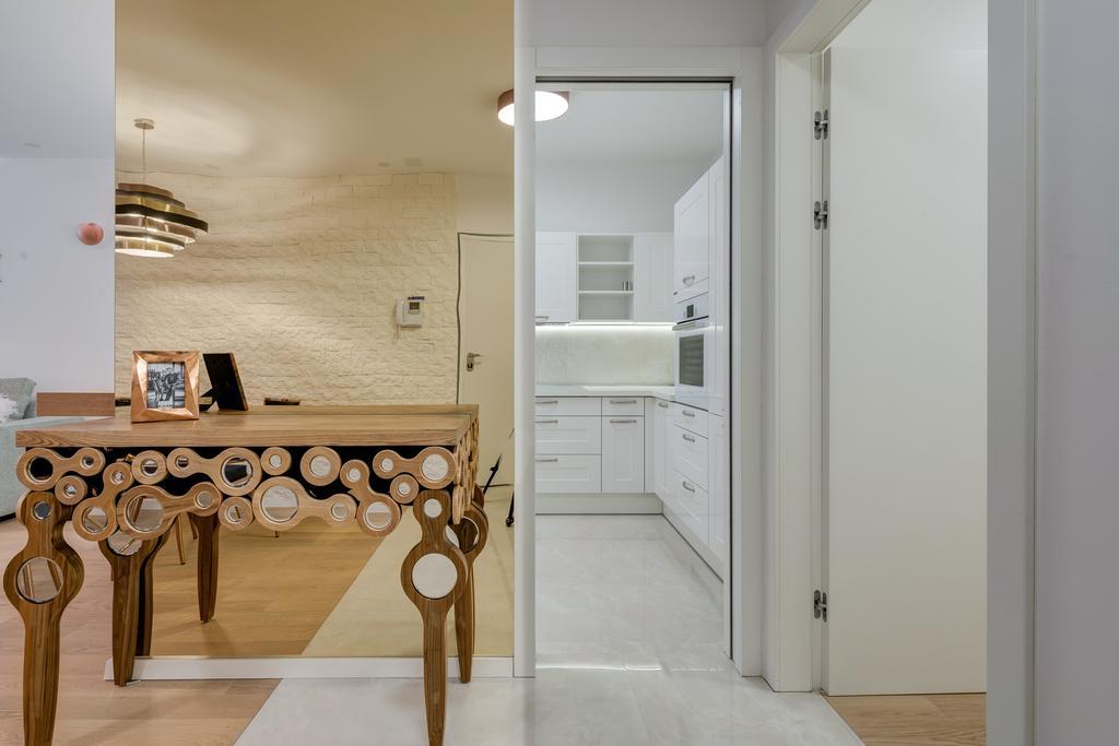 Apartment Carnation Split Luaran gambar